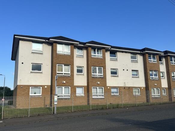 2 bed property, in Silverbanks Road, £134,500