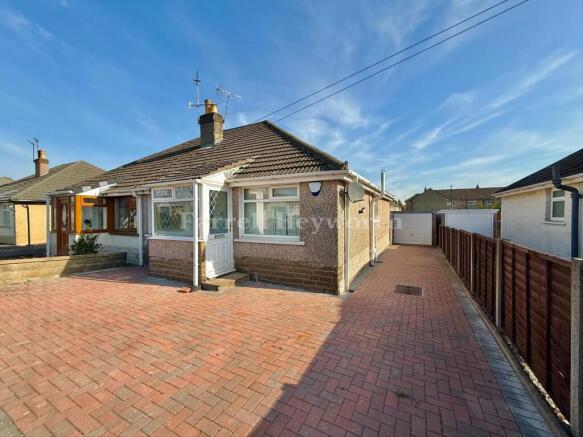 2 bed property, in Winthorpe Avenue, £187,500
