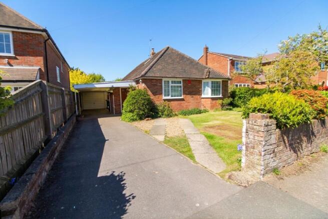 3 bed property, in Rushmoor Avenue, £595,000