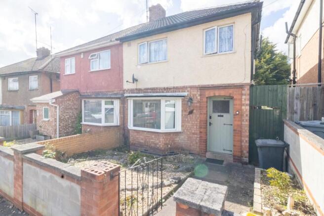 3 bed property, in Astill Drive, £225,000