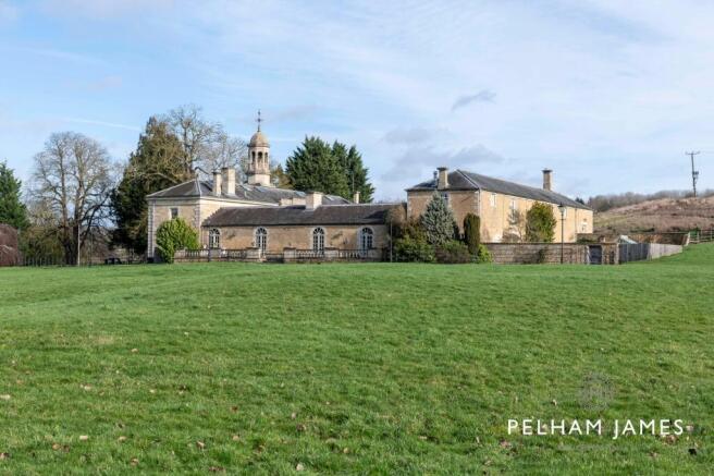 8 bed property, in Fineshade, £2,125,000