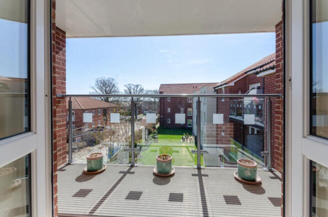 2 bed property, in Easingwold, £260,000
