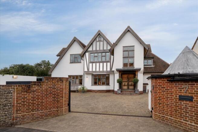 10 bed property, in Mill Lane, £3,250,000