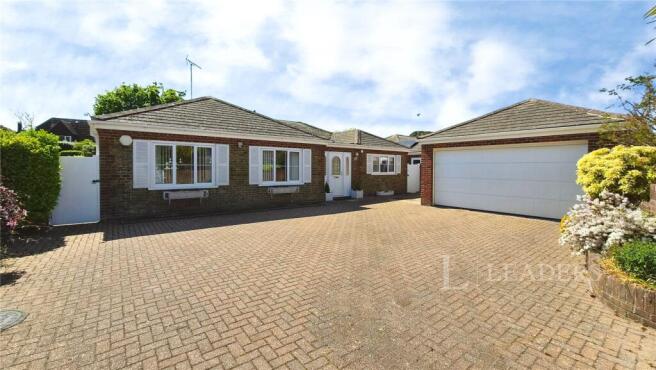 3 bed property, in Colts Bay, £625,000