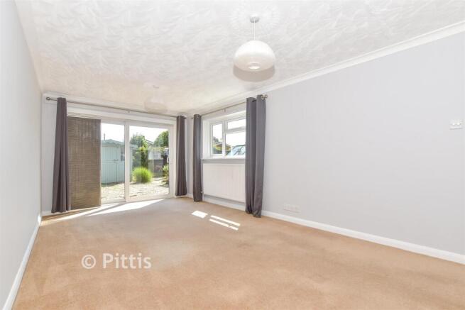 2 bed property, in Redlake Road, £280,000