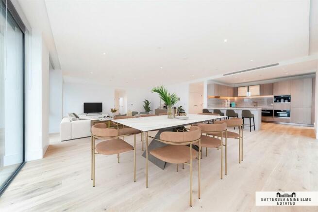 3 bed property, in Huntington House, £2,400,000