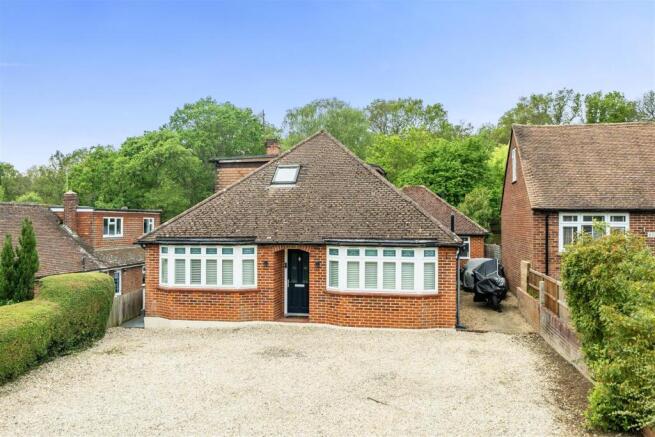 5 bed property, in Bearwood Road, £875,000