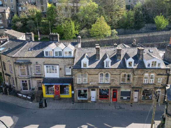1 bed property, in Albert Street, £320,000