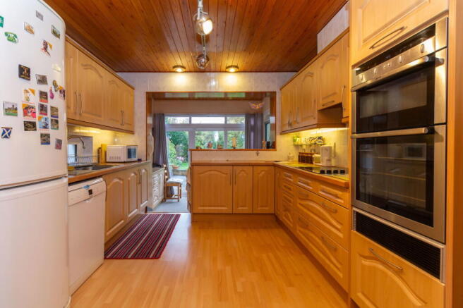 4 bed property, in Karen Close, £660,000