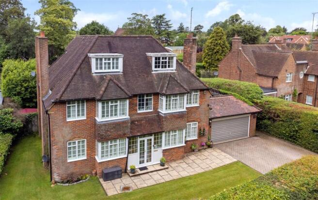 7 bed property, in Wilton Crescent, £2,500,000