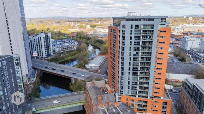 2 bed property, in Mirabel Street, £170,000
