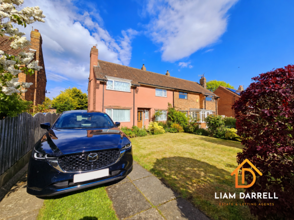 3 bed property, in Ryefield Close, £165,000