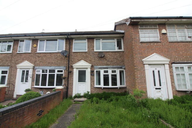 3 bed property, in 32 Beryl Walk, £65,000