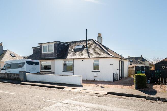 2 bed property, in Elm Grove, £225,000