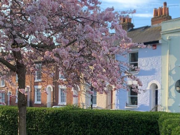 3 bed property, in King Street, £400,000