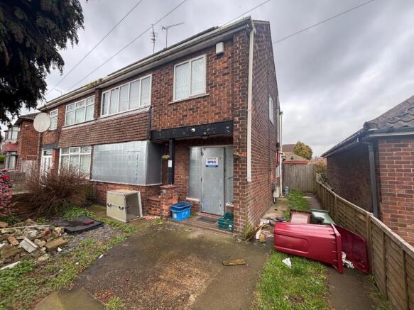 3 bed property, in 24 Fowler Road, £92,000
