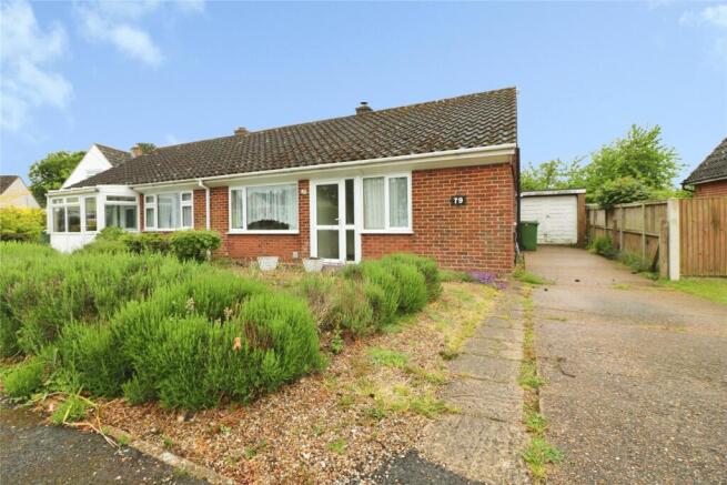 2 bed property, in Hubbard Close, £225,000
