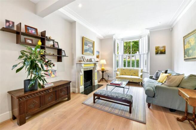 4 bed property, in Petworth Street, £1,550,000