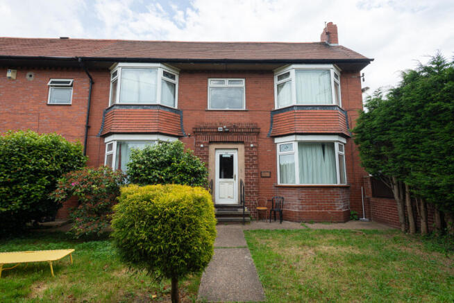 7 bed property, in Barnsley Road, £340,000
