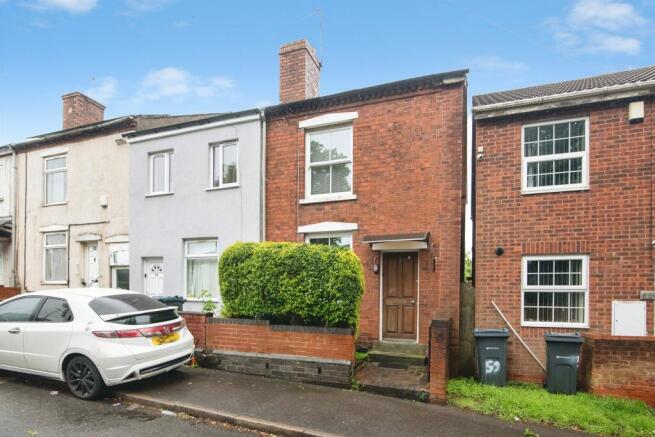 2 bed property, in Brewery Street, £180,000