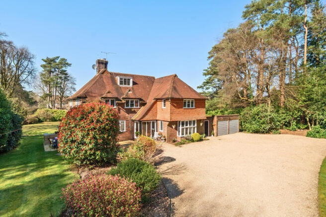 5 bed property, in Tilford Road, £1,750,000
