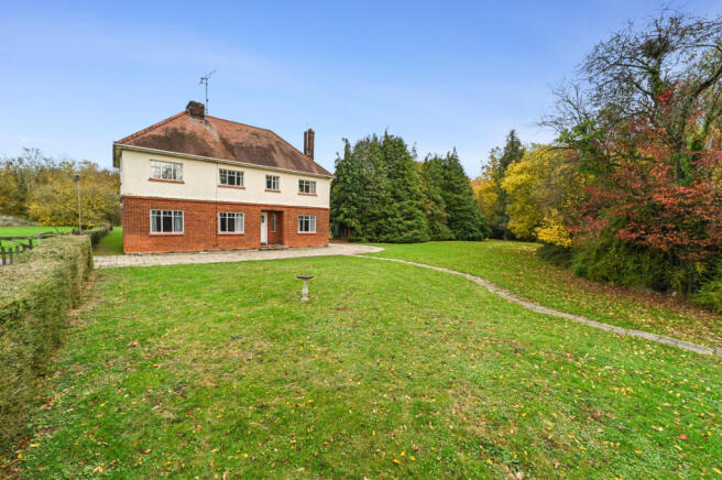 4 bed property, in High Easter Road, £850,000