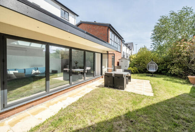 5 bed property, in Prince Regent Avenue, £700,000