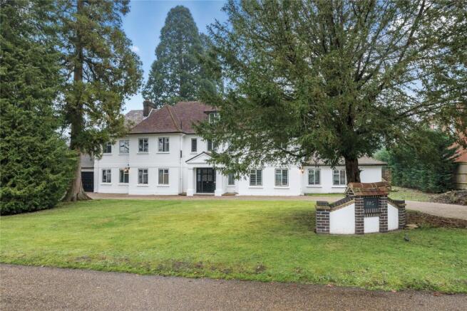Land, in Forest Ridge, £3,650,000