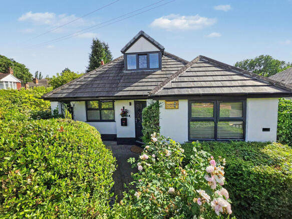 4 bed property, in Brookash Road, £425,000