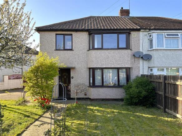 3 bed property, in Philip Road, £160,000