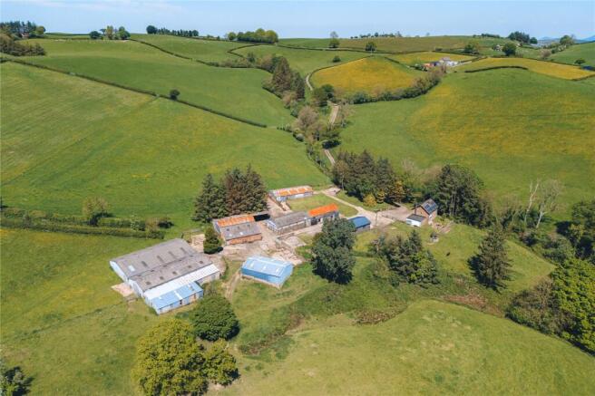 5 bed property, in Castle Caereinion, £775,000