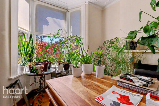 3 bed property, in Clifton Road, £475,000