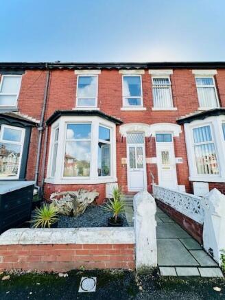 3 bed property, in Red Bank Road, £130,000