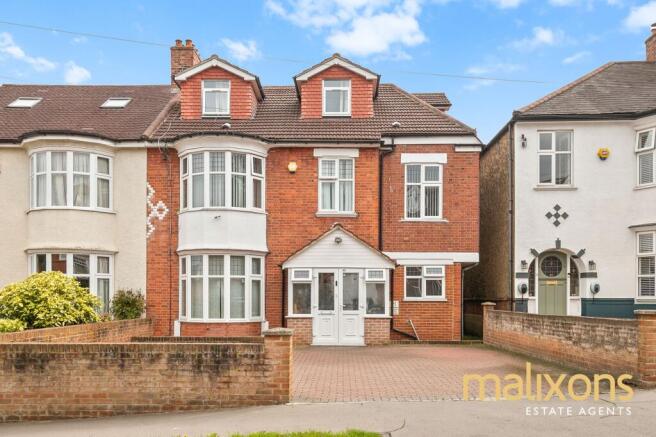 8 bed property, in Howden Road, £1,200,000