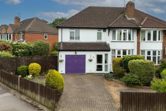 5 bed property, in Jacey Road, £425,000