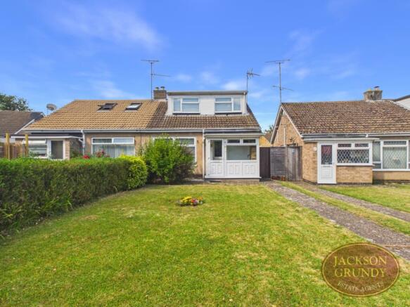 3 bed property, in Tithe Way, £247,500