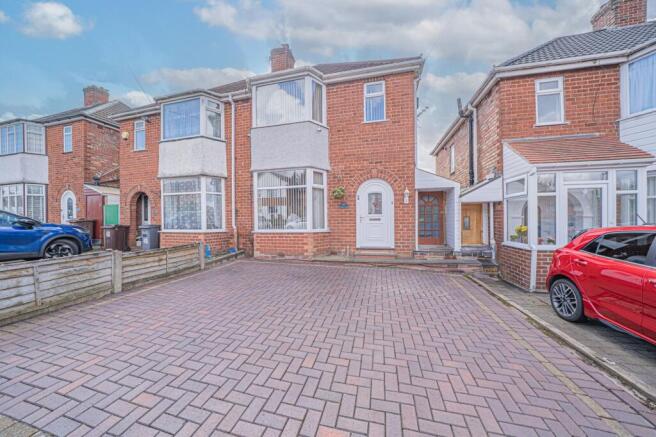 3 bed property, in Sansome Road, £375,000