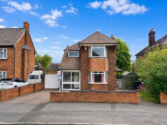 3 bed property, in Lansdown Road, £499,950