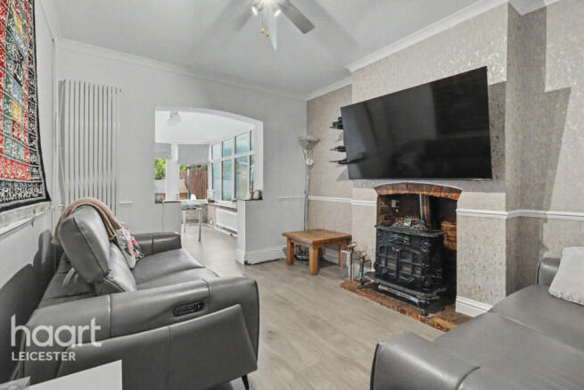 4 bed property, in Scraptoft Lane, £450,000