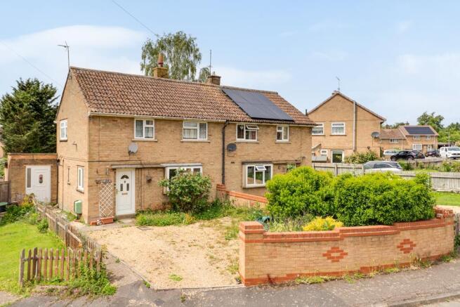 3 bed property, in Sandlands Avenue, £245,000