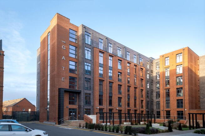 2 bed property, in The Gate, £270,000