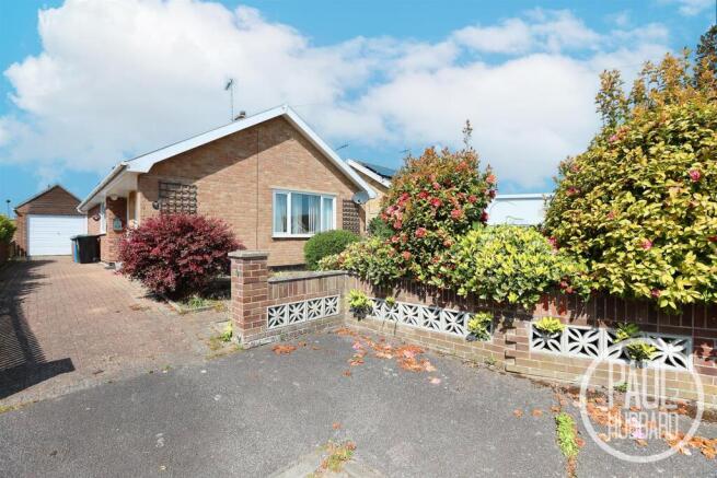 3 bed property, in Fern Avenue, £270,000