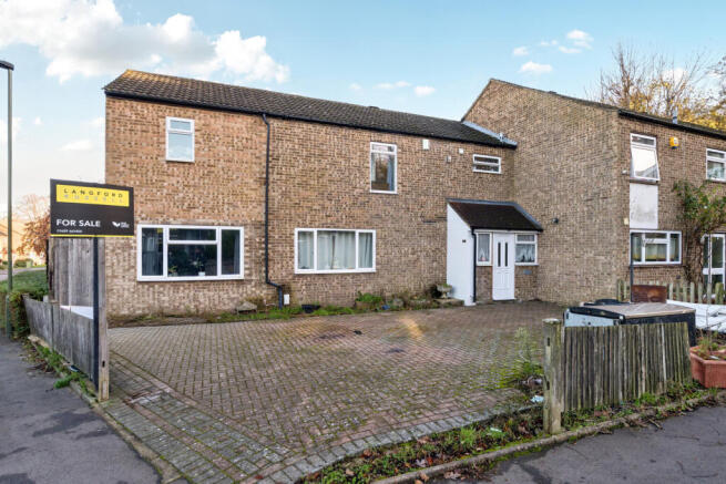 4 bed property, in Berrylands, £475,000