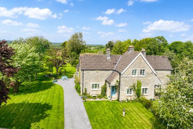 3 bed property, in Magdalen Lane, £700,000