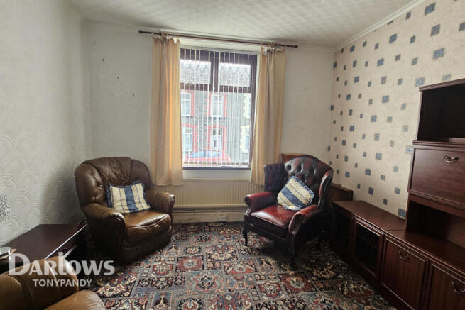 4 bed property, in Tyntyla Avenue, £115,000