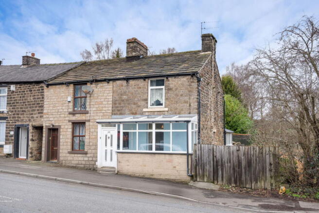 2 bed property, in Back Moor, £155,000