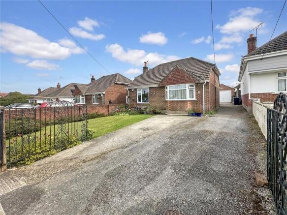 2 bed property, in Greenfield Road, £365,000