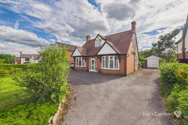 3 bed property, in Tutbury Road, £230,000