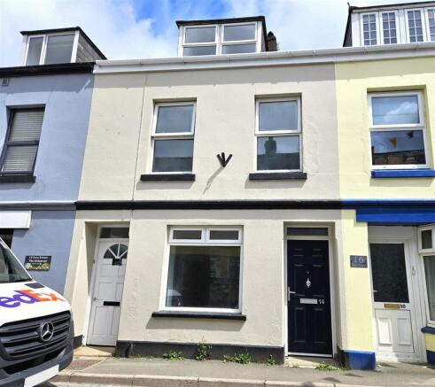 4 bed property, in Fore Street, £250,000