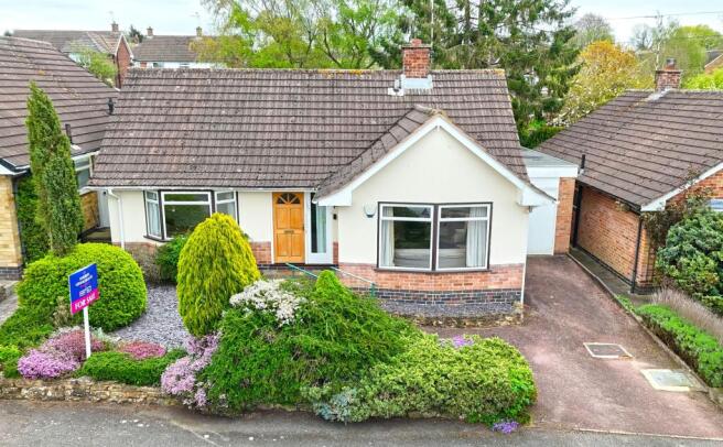 3 bed property, in Deane Gate Drive, £300,000